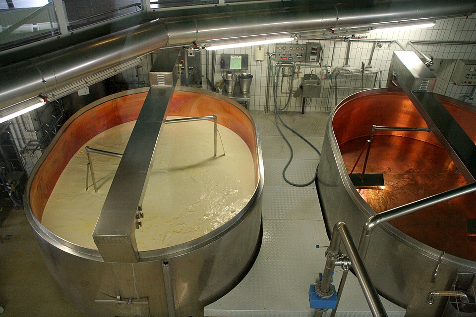 Food processing and safety-controlled production environment